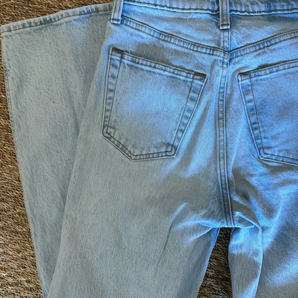 Abercrombie - 90s Relaxed Jean Ultra High Rise - Picture 4 of 5